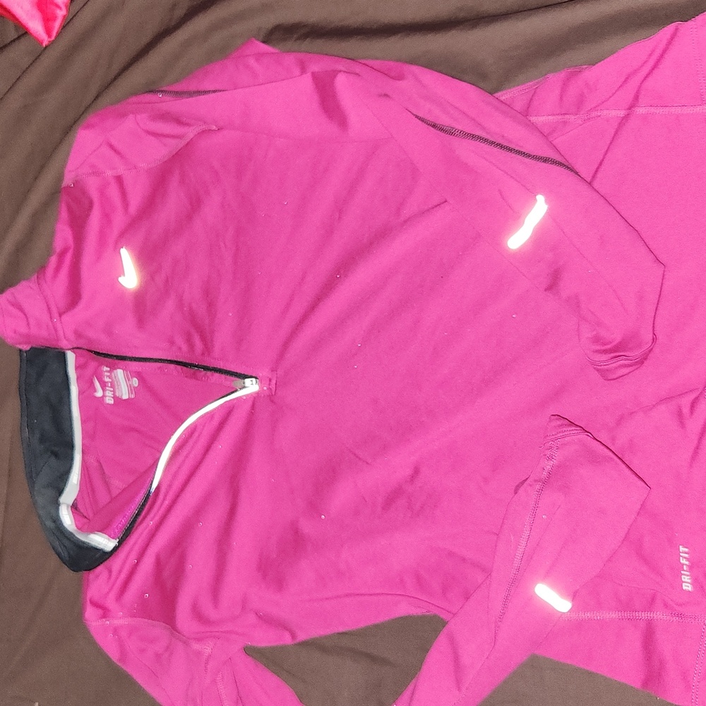 Nike Drifit running quarterzip Raspberry